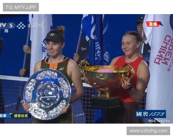 阿尼西莫娃逆转诺斯科娃生涯首夺中网女单冠军 写下新篇章